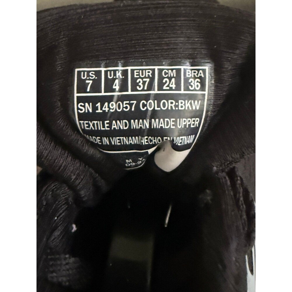 Women’s Skechers Arch Fit Black/White Running Shoes Size 7 - Picture 7 of 9